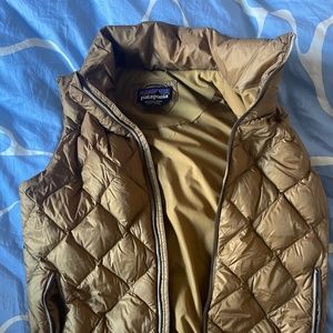 Patagonia puffer vest